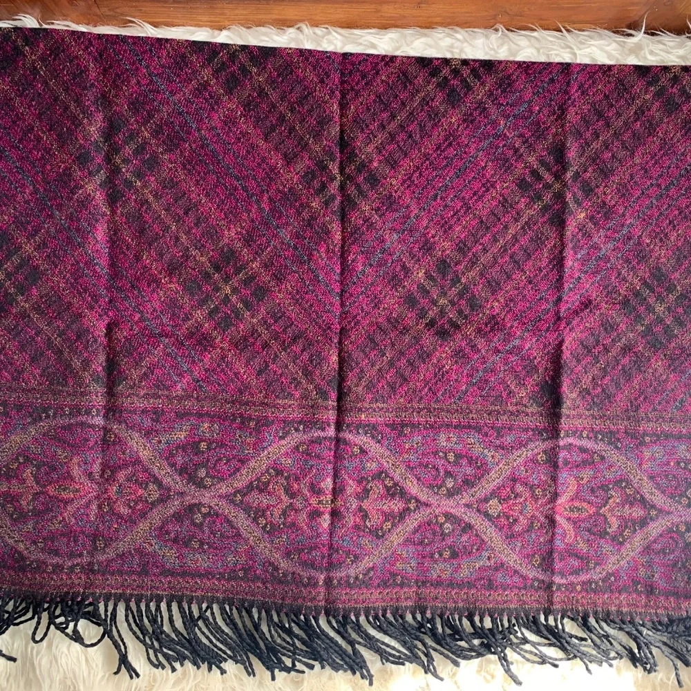 Valentino Garvanni Multicolor Square Scarf/muffler